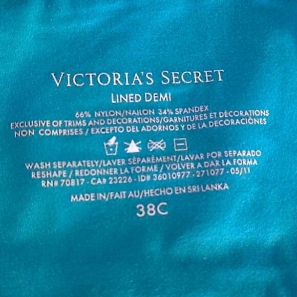 Victoria's Secret 2011 Teal Lined Smooth Demi Bra Size 38C - Picture 10 of 10